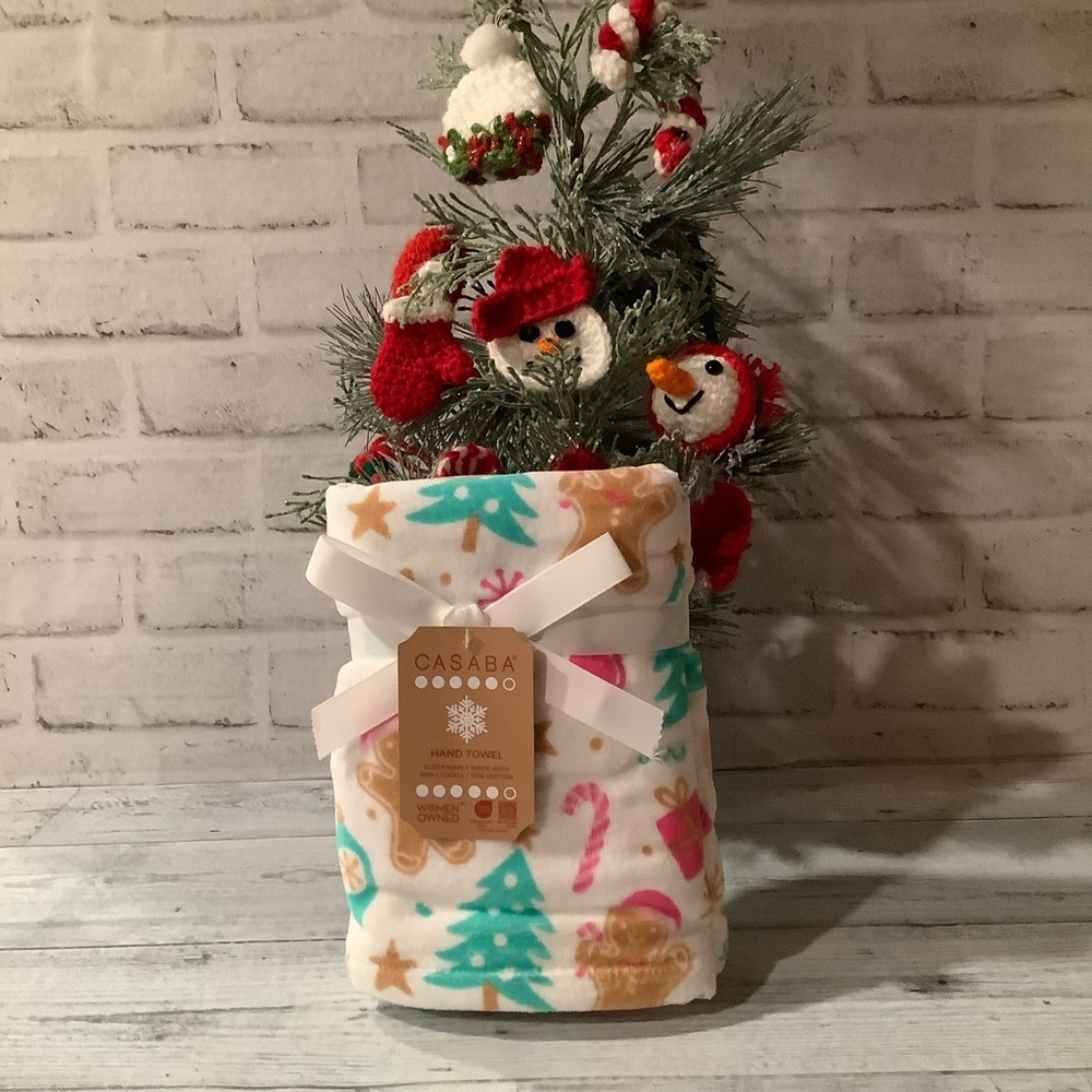 Casaba Set of 2 Joyful & Sweet Hand Towels